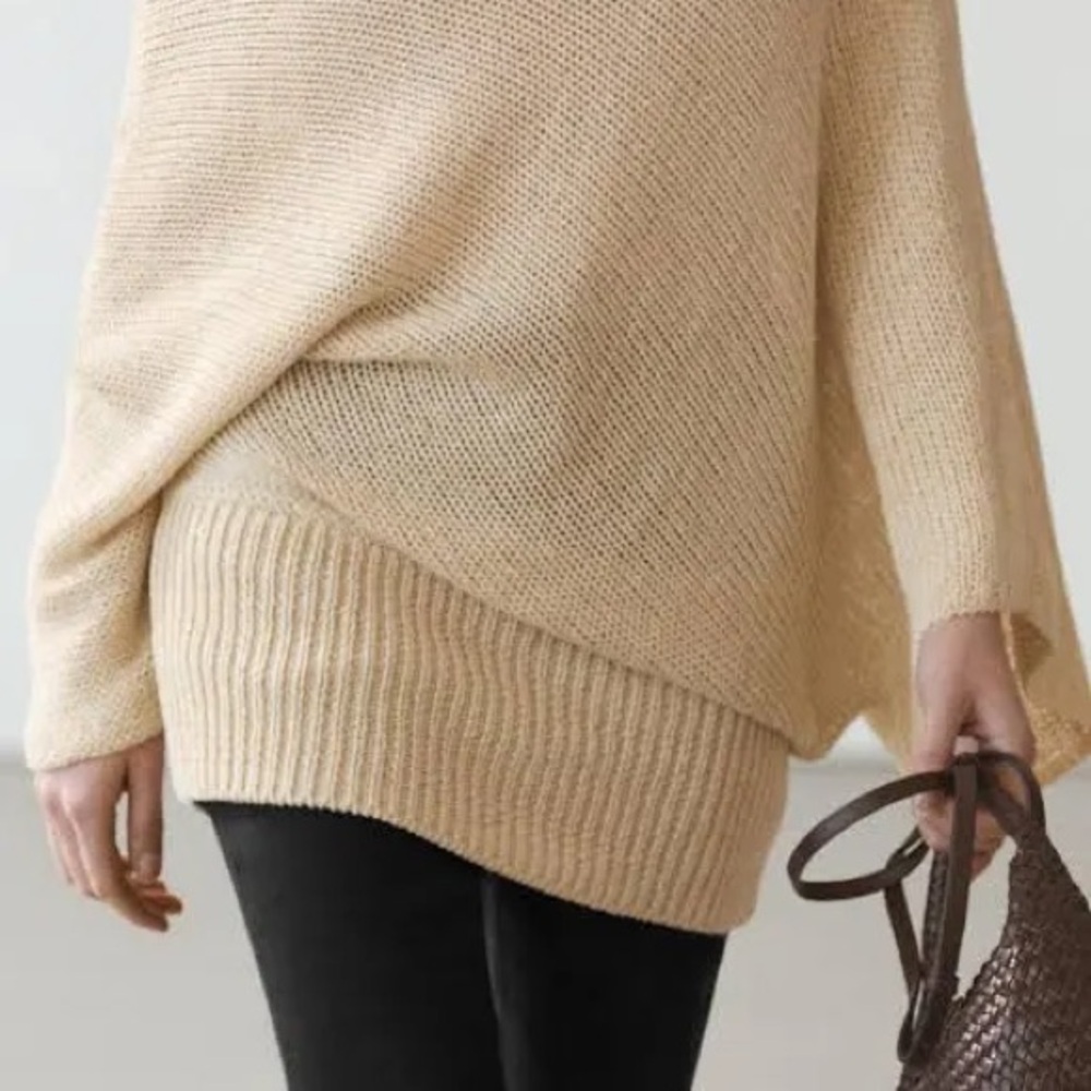 NWOT Asymmetrical pale yellow sweater - Picture 2 of 11